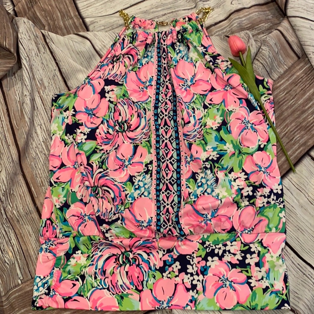 Lilly Bowen top